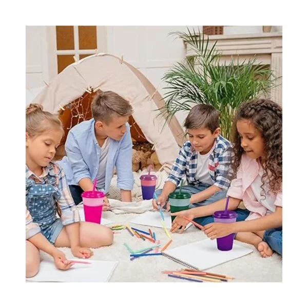 Vasos que cambian de color con tapas y pajitas para niños_6