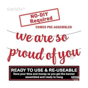 Banner de graduación con purpurina de We Are So Proud Of_2