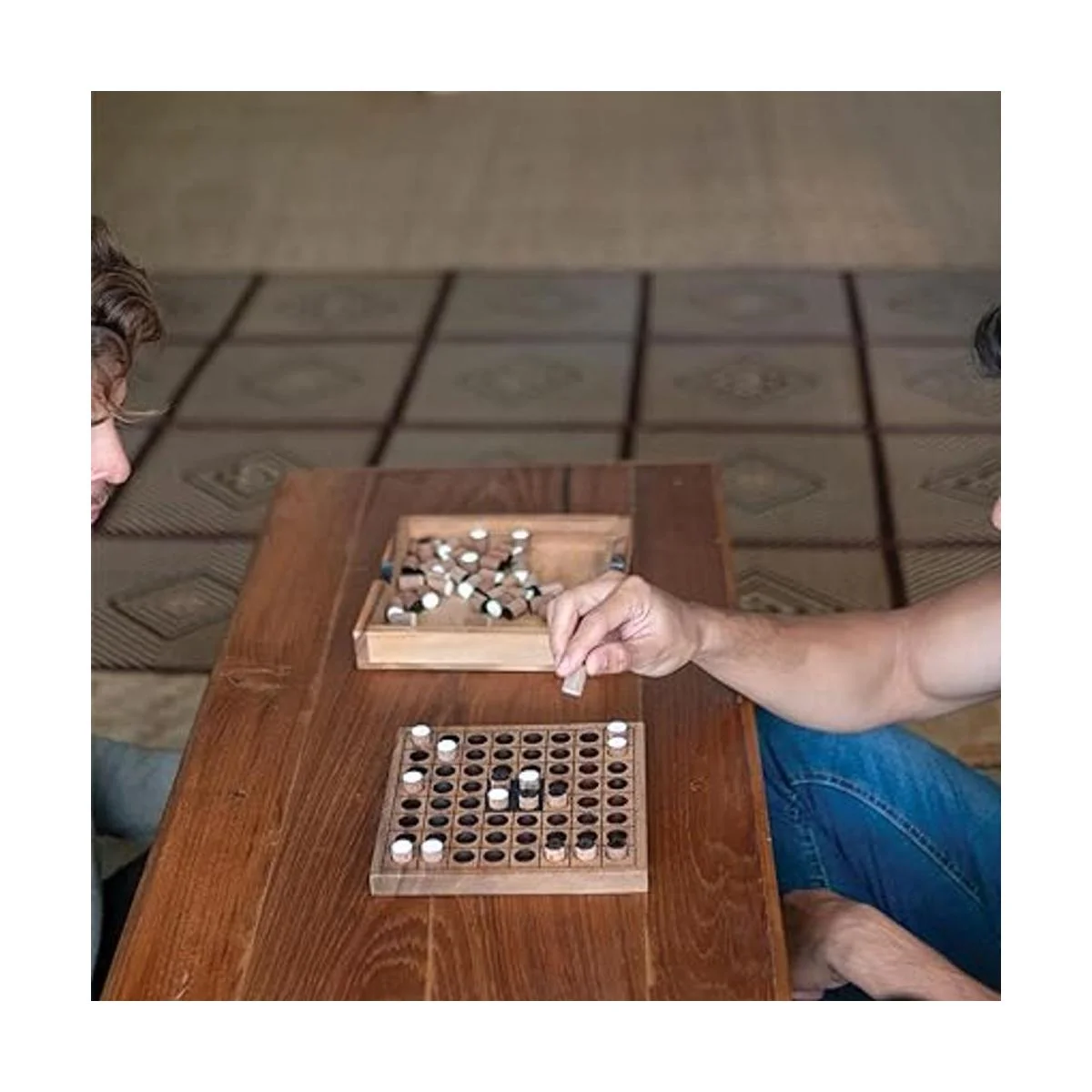 Un juego de mesa clásico Othello Juegos de estrategia de_4