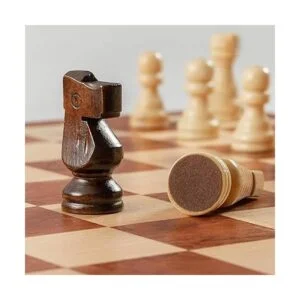 Juego de ajedrez Juego de mesa de madera con_3