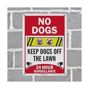 SmartSign Letrero No Dogs Keep Dogs Off The Lawn 24_5