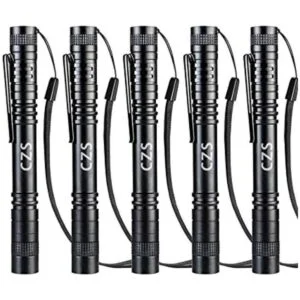 CZS Linterna LED de 1000 lúmenes funciona con pilas_1