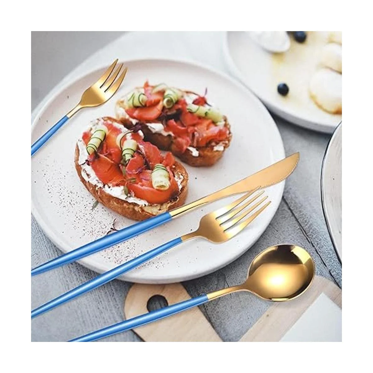 AARAINBOW Juego de cubiertos de acero inoxidable de 8_4