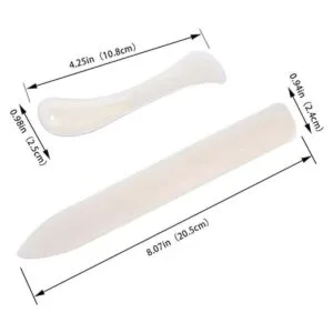 Hilo de lino encerado y punzón de mango de madera agujas