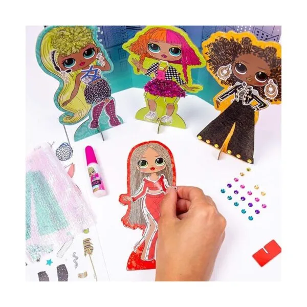 LOL OMG Dress Up Studio de Horizon Group USA decora 4