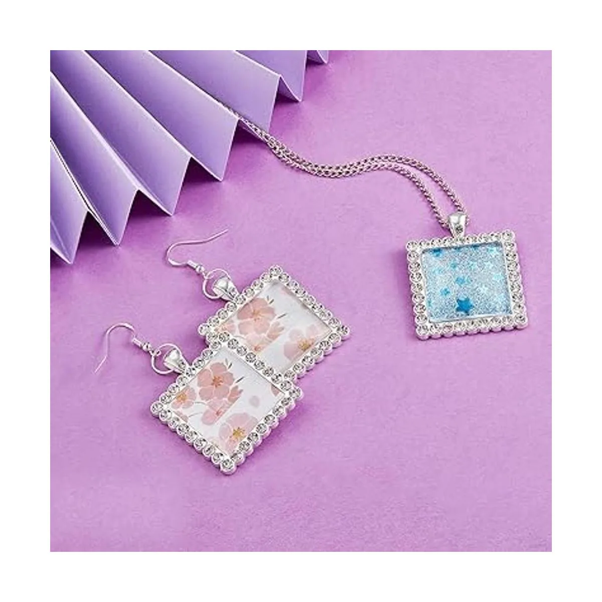 Juego de 36 bandejas para colgantes incluyendo 18 piezas