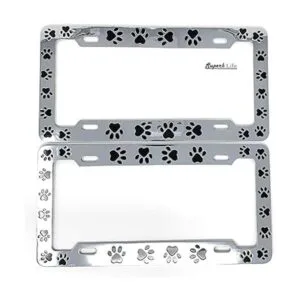 Marco de matrícula con diseño de patas negras diseño de_3