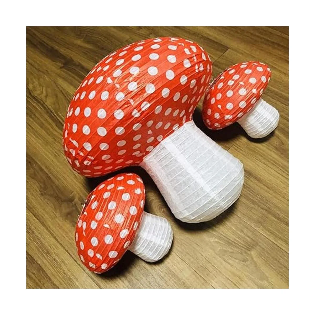 3 linternas de papel grandes en forma de hongo para el
