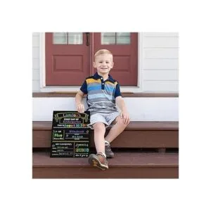 Letrero de pizarra para el primer día y el último día de_5