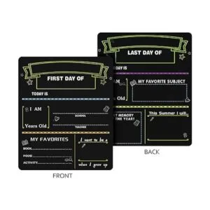 Letrero de pizarra para el primer día y el último día de_2