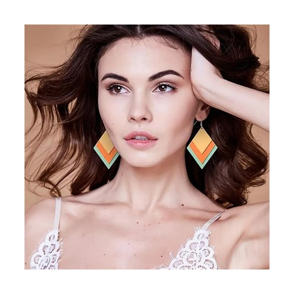 120 pendientes de madera sin terminar en blanco