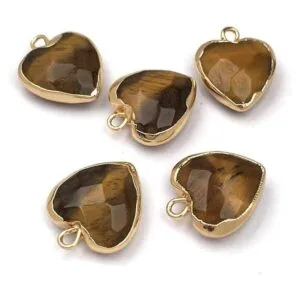 5 colgantes de piedra natural en forma de corazón