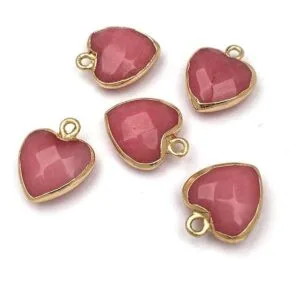 5 colgantes de piedra natural en forma de corazón