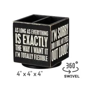 Portatápices estilo letrero de madera con texto en inglés_4