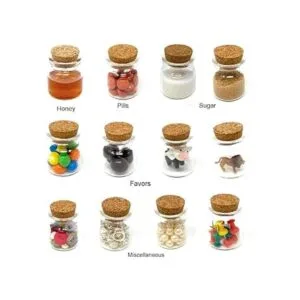 Pequeñas botellas de vidrio con tapones de corcho juego