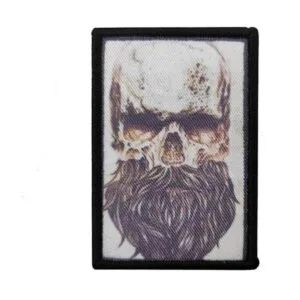 Parche bordado con diseño de calavera y barba_2