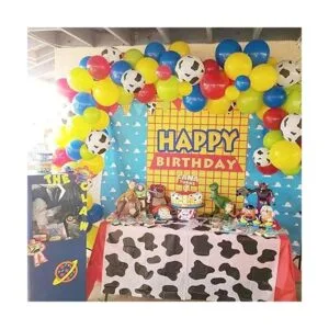 Arco de globos de fiesta inspirados en juguetes 120_4