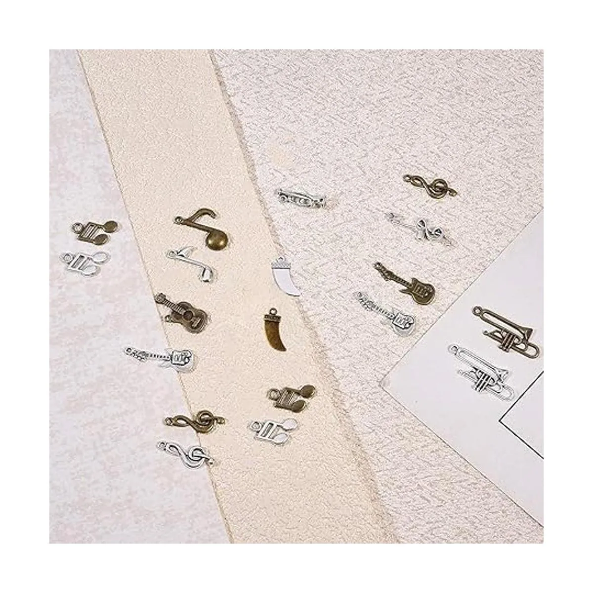 SUNNYCLUE 90 abalorios musicales para instrumentos