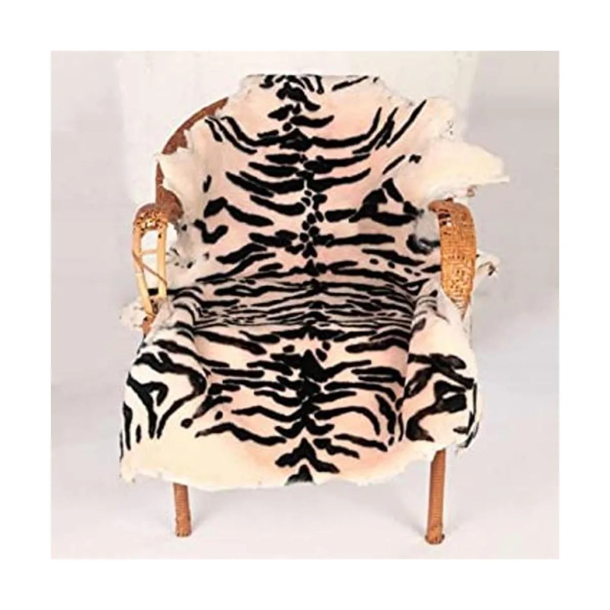 Alfombra con estampado de animales. Tigre blanco