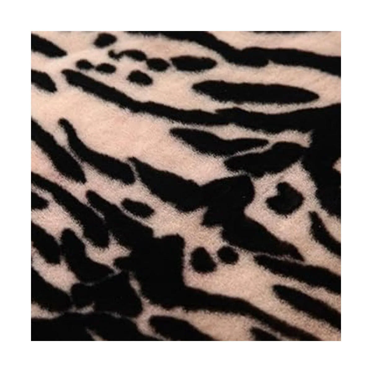 Alfombra con estampado de animales. Tigre blanco