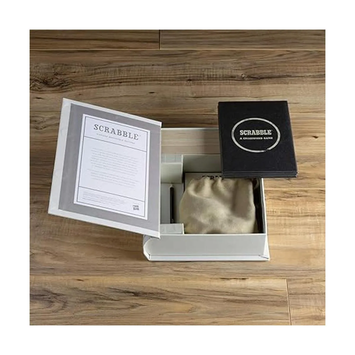 Colección de estante de juegos de mesa clásicos Scrabble_6