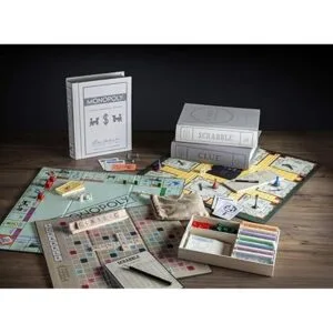 Colección de estante de juegos de mesa clásicos Scrabble_2