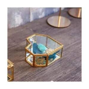 Caja de joyería de cristal dorado con forma de corazón