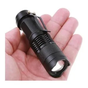 RaySoar Paquete de 4 linternas de luz roja roja LDE