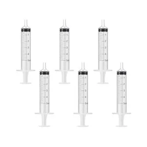 Paquete de 6 jeringas plásticas de 5 ml graduadas. Aguja_2