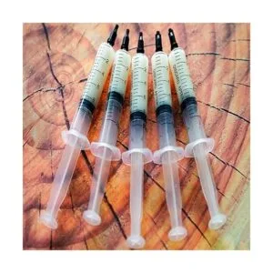 Paquete de 30 jeringas de plástico de 0.3 fl oz con tapa