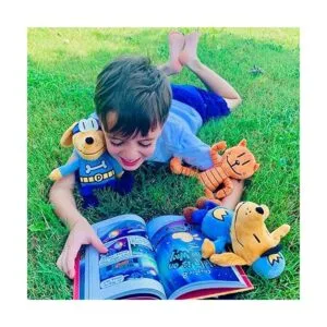 Muñeco de peluche MerryMakers de hombre perro 9.5 pulgadas_3