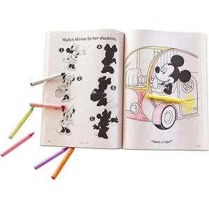 Librode 400 páginas de colorida diversión de Disney Mickey_2