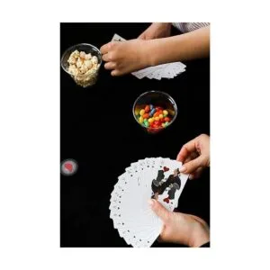 Chronicle Books Vampyre Hearts Un juego de trucos juegos_3