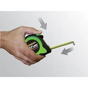 Komelon SL2825 25 pies. Cinta métrica con traba automática._4