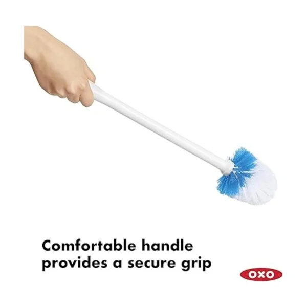Escobilla de water compacta escondida buen agarre de OXO_5