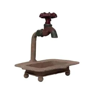 Creative CoOp Jabonera de metal rústico DE1895 con grifo