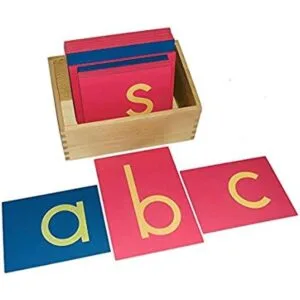 Montessori Papel de lija con letras minúsculas en caja_1