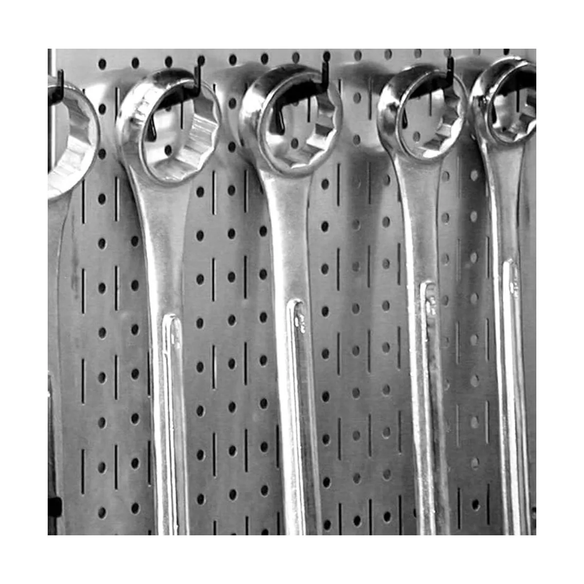 Juego de accesorios ranurados Wall Control para estación