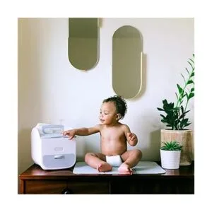 Estación para cambiar pañales portátil Ubbi con caja_6