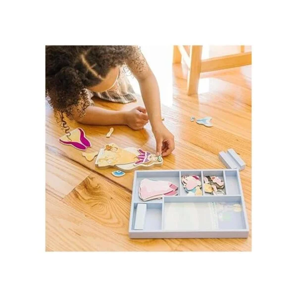Melissa Doug Disney Belle Juego de muñecas magnéticas_6