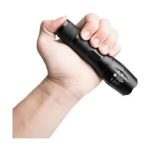 Luz LED recargable impermeable para actividades en exterior_5