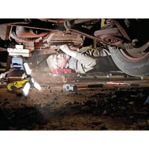 STANLEY SAT3S Satellite luz de trabajo LED de 300 lúmenes