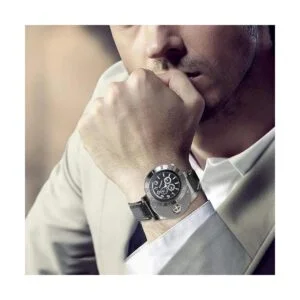 JewelryWe Reloj de pulsera de cuarzo para hombre con