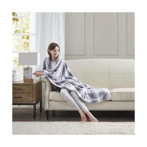 Madison Park Zuri Manta de piel sintética de gran tamaño