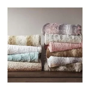 Madison Park Zuri Manta de piel sintética de gran tamaño