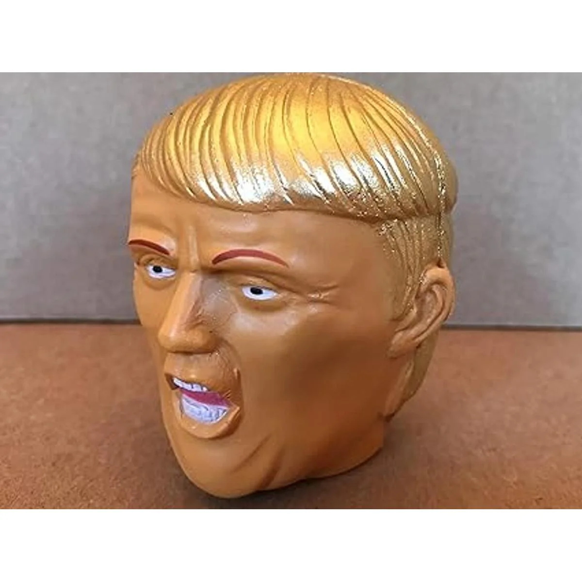 Political Necessities Pelota antiestrés Trump_2