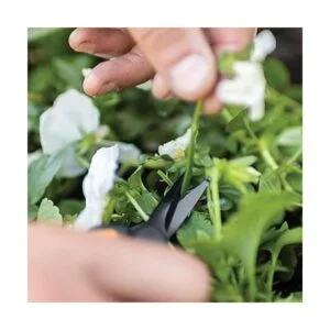 Fiskars Tijera pequeña con micropunta y mango suave