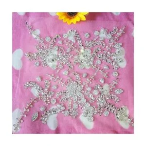 Apliques de flores con cuentas hechas a mano brillantes_4
