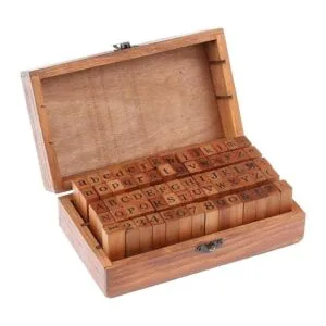 Juego de 70 sellos de goma de madera con números y letras_1