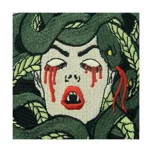Parche bordado de The Bleeding Medusa para planchar_2